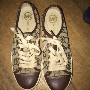 Michael Kors shoe